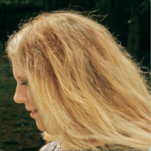 Meet your Posher, Missy - Picture 1 of 1